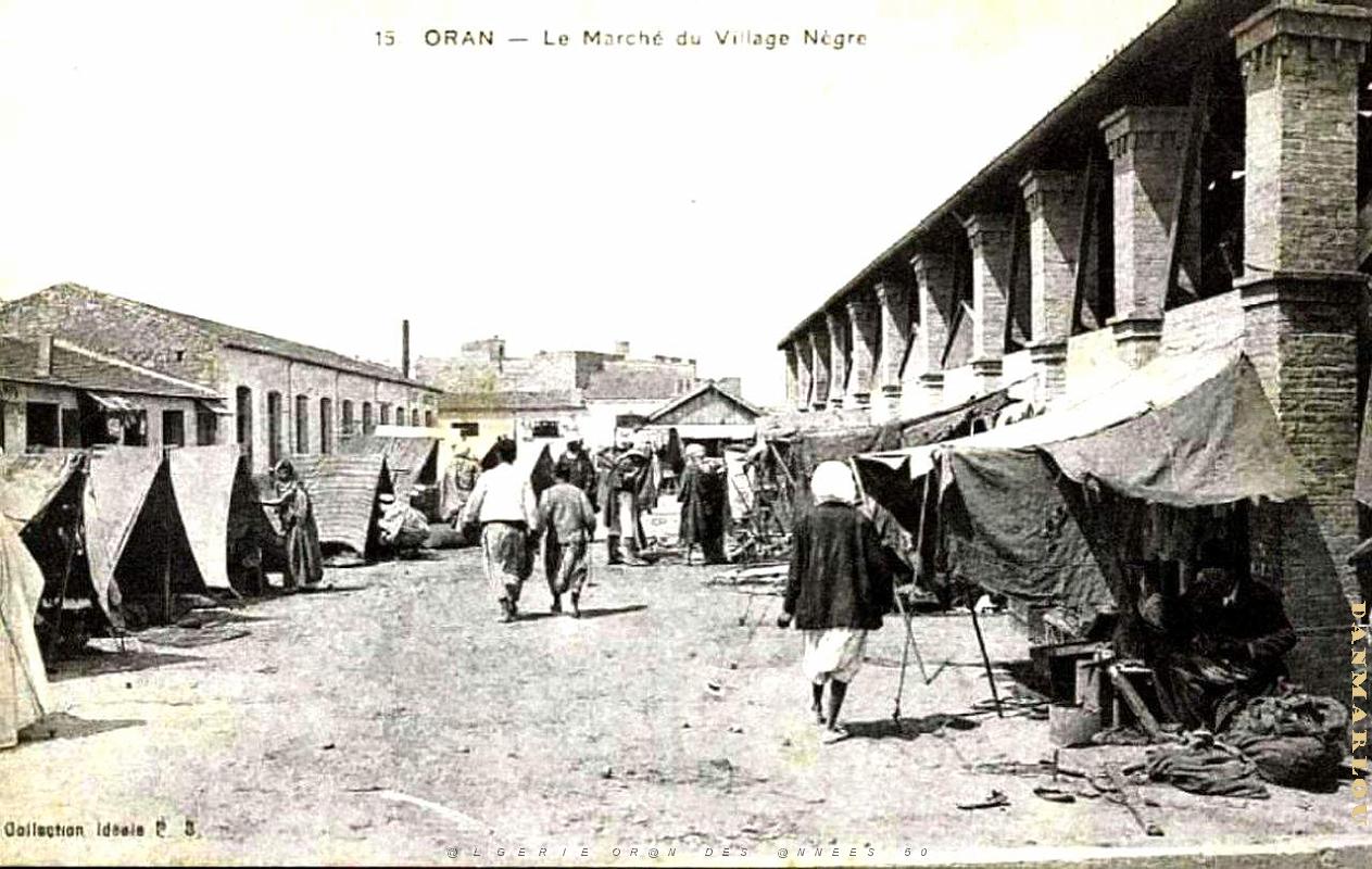 CA a- 027- Village negre.jpg